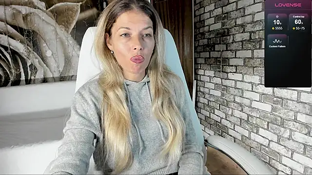 Eva Melow online show from 09.27.25