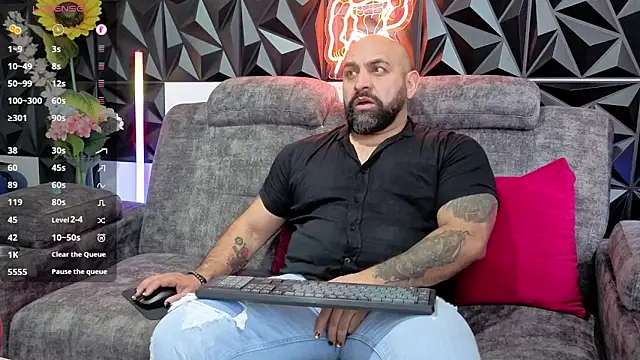 Snapshot of JD-69 chatting on 02.10.26 JD-69 online show from 02.10.26