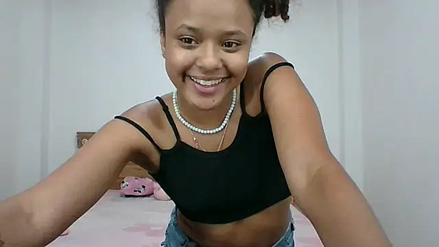 Snapshot of Eylend_Lisboa chatting on 03.20.25 Eylend Lisboa online show from 03.20.25