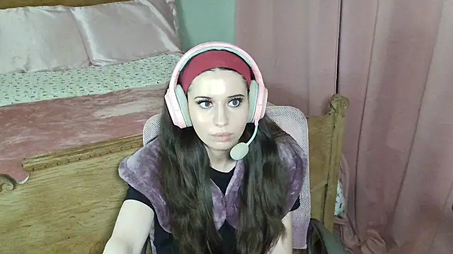 alisonfields online show from 02.13.26