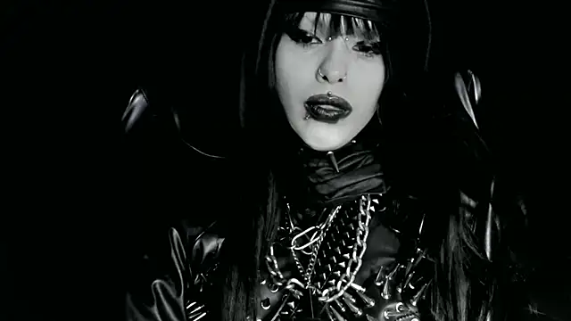 XXIOUX online show from 04.05.26