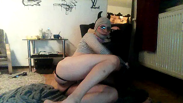 AnitaGape online show from 11.06.25
