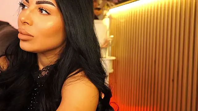 Snapshot of KimyBroox chatting on 02.19.26 KimyBroox online show from 02.19.26