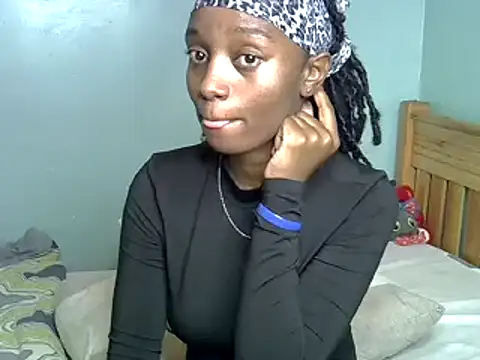 Snapshot of Enkarxx chatting on 01.19.25 Enkarxx online show from 01.19.25