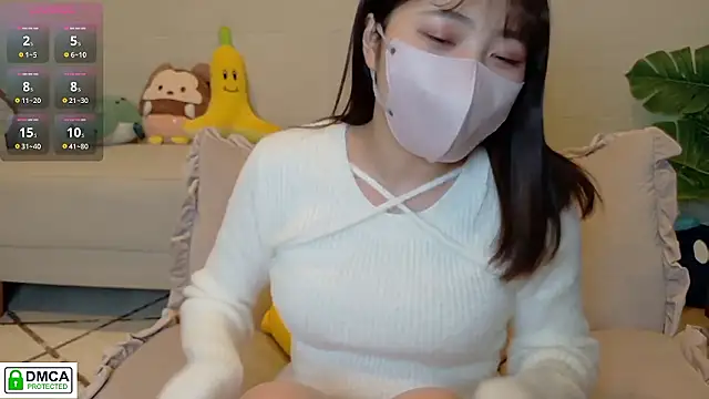 Snapshot of SUZU_ chatting on 03.14.26 SUZU online show from 03.14.26