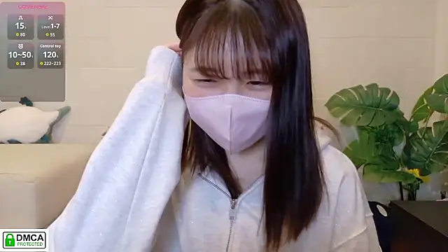 Snapshot of SUZU_ chatting on 03.23.26 SUZU online show from 03.23.26