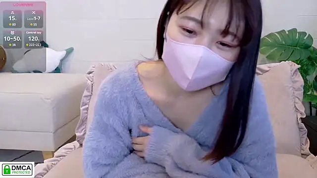 Snapshot of SUZU_ chatting on 03.24.26 SUZU online show from 03.24.26