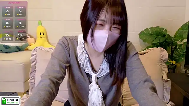Snapshot of SUZU_ chatting on 04.02.26 SUZU online show from 04.02.26