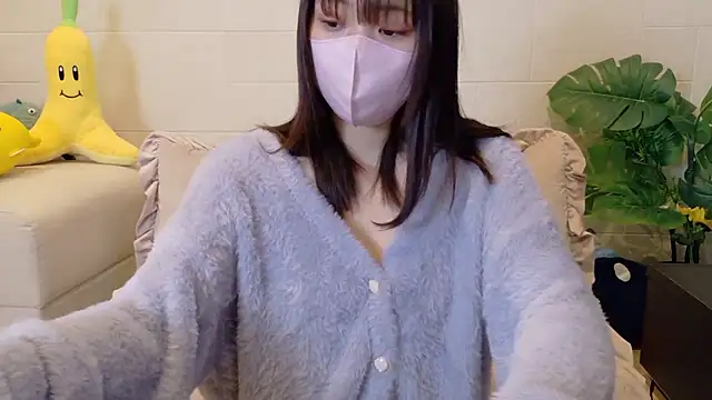 Snapshot of SUZU_ chatting on 04.03.26 SUZU online show from 04.03.26