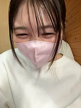 Snapshot of SUZU_ chatting on 04.07.26 SUZU online show from 04.07.26