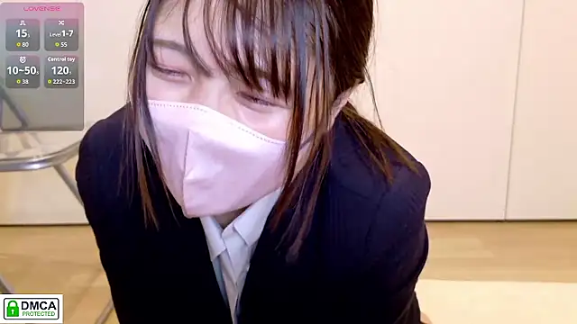 Snapshot of SUZU_ chatting on 04.12.26 SUZU online show from 04.12.26
