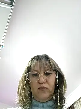 naughtymilfT online show from 02.20.25