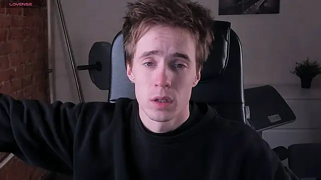 Snapshot of _tokyo_ghoul chatting on 12.08.24 tokyo ghoul online show from 12.08.24