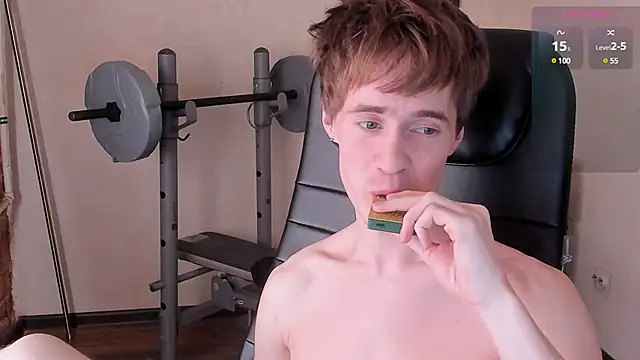 Snapshot of _tokyo_ghoul chatting on 02.01.25 tokyo ghoul online show from 02.01.25