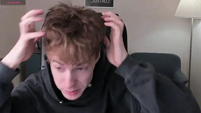 Snapshot of _tokyo_ghoul chatting on 03.13.25 tokyo ghoul online show from 03.13.25