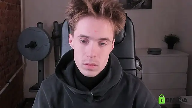 Snapshot of _tokyo_ghoul chatting on 11.23.25 tokyo ghoul online show from 11.23.25