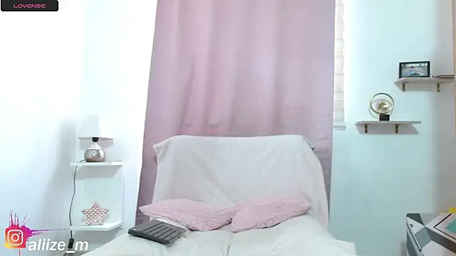 aliicee m online show from 02.11.26