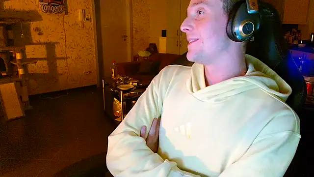 Str8boyy online show from 12.26.24