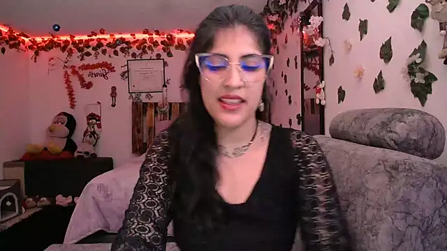 azahar  ziiz online show from 12.28.24