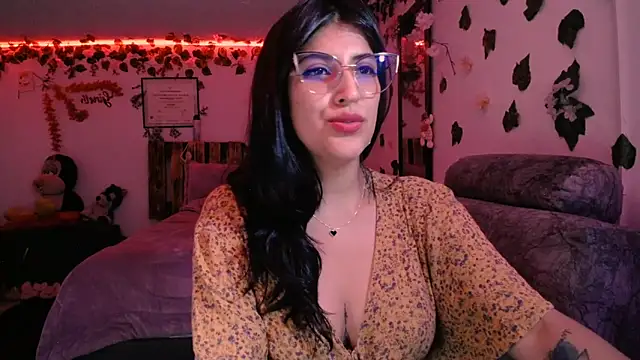 azahar  ziiz online show from 01.20.25