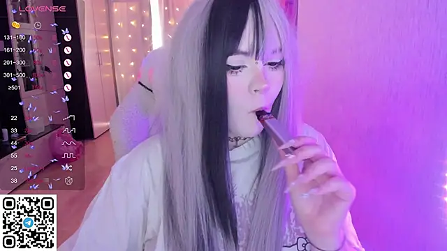 SelenaCute online show from 03.12.26