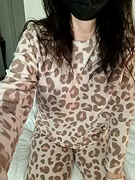 Silvia Zeno online show from 02.19.26