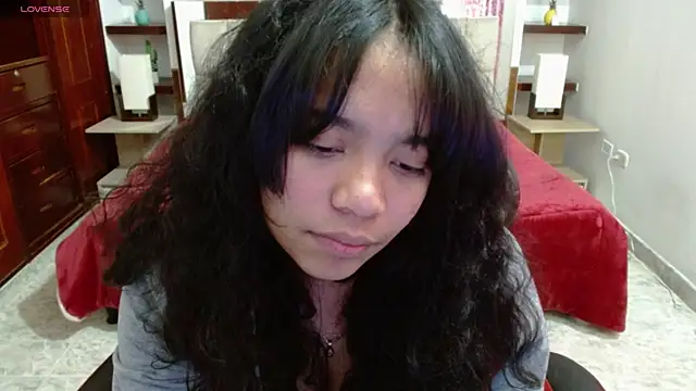 laureentt  online show from 03.06.25