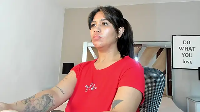 sharlott18 online show from 01.12.25