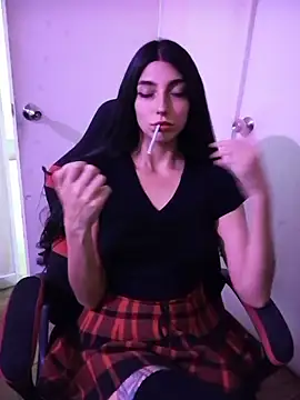 Felicia smok3 online show from 12.15.24