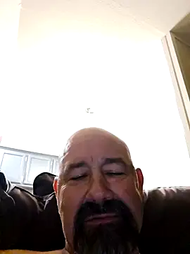 Snapshot of scottym chatting on 03.17.25 scottym online show from 03.17.25