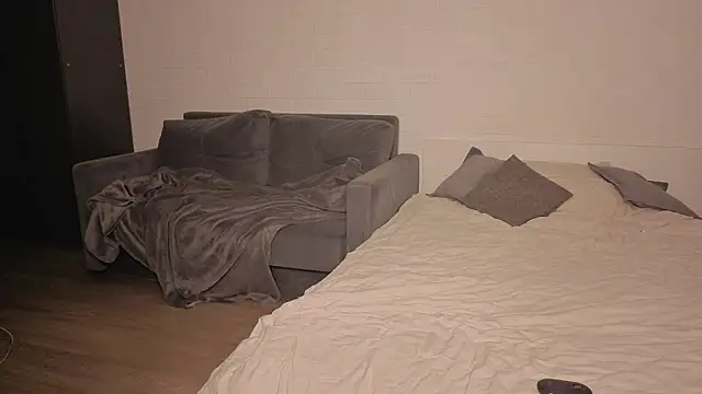 Ashley-Urban online show from 02.13.26