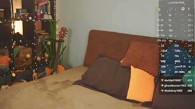 Snapshot of bananya_kitty chatting on 03.22.26 bananya kitty online show from 03.22.26