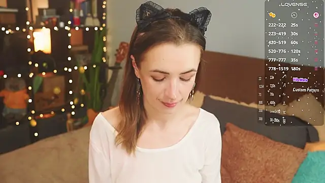 Snapshot of bananya_kitty chatting on 03.28.26 bananya kitty online show from 03.28.26