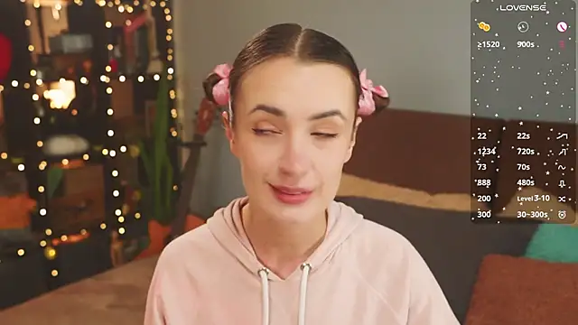 Snapshot of bananya_kitty chatting on 04.15.26 bananya kitty online show from 04.15.26