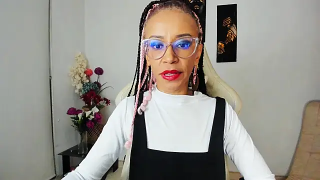 ScarlettMalbec online show from 02.14.25