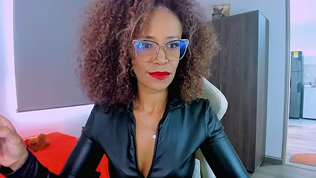 ScarlettMalbec online show from 06.13.26