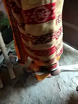 COUPLLE VILLAGE online show from 01.16.26