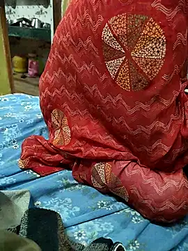 COUPLLE VILLAGE online show from 02.06.26