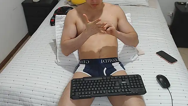 Snapshot of JahsHot chatting on 12.24.24 JahsHot online show from 12.24.24