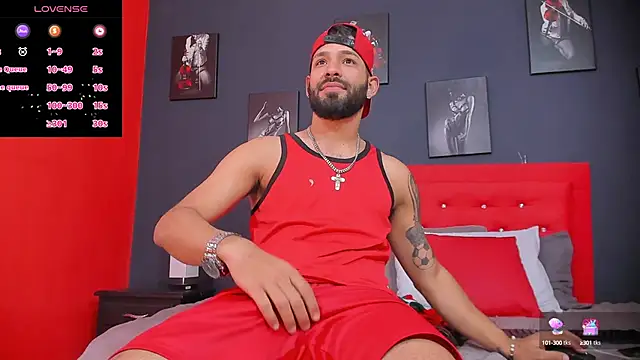 Snapshot of Thiagogomez chatting on 12.13.24 Thiagogomez online show from 12.13.24