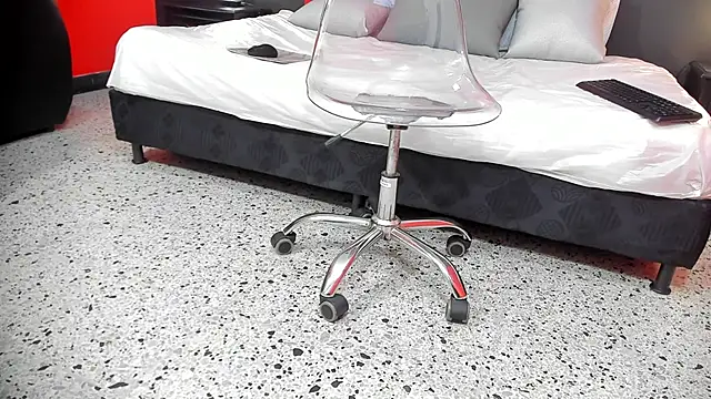 Snapshot of Thiagogomez chatting on 02.22.25 Thiagogomez online show from 02.22.25