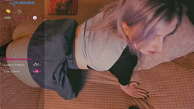 Snapshot of yoursugarbabe chatting on 11.30.25 yoursugarbabe online show from 11.30.25