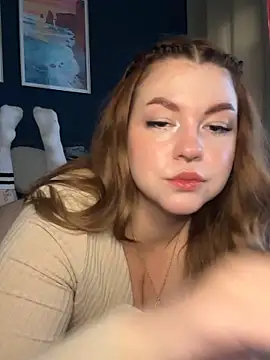 Snapshot of VictoriaLaFleur chatting on 10.22.25 VictoriaLaFleur online show from 10.22.25