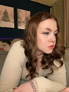 Snapshot of VictoriaLaFleur chatting on 12.01.25 VictoriaLaFleur online show from 12.01.25