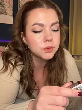 VictoriaLaFleur online show from 12.13.25