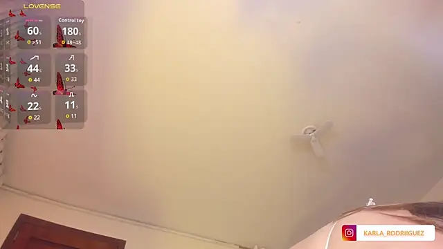 Snapshot of Karla_Rodriguezx chatting on 11.12.25 Karla Rodriguezx online show from 11.12.25