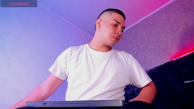 JUANDIAMONDS98 online show from 02.15.25