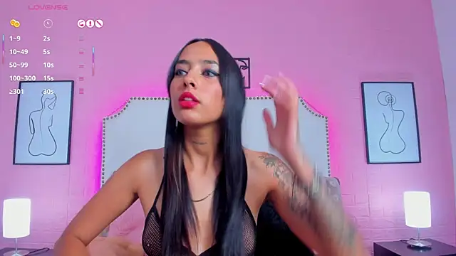 Snapshot of charlotte_kisss chatting on 09.20.25 charlotte kisss online show from 09.20.25