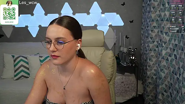 HarleyDeess online show from 02.20.25