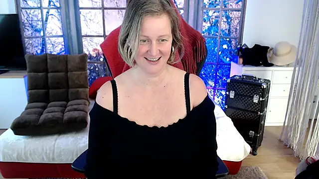 MarleneBloem online show from 02.23.25